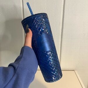 💙Blue Asymmetrical Starbucks Tumbler💙